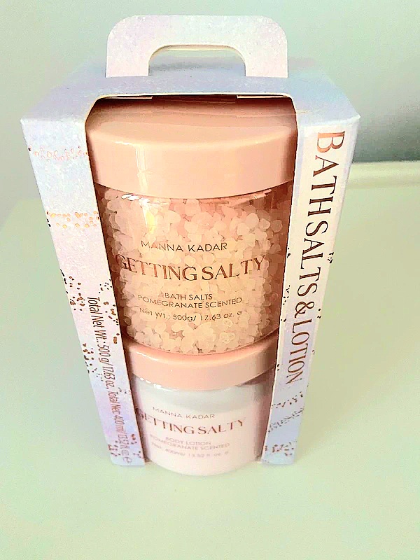 Manna Kadar Luxurious Body Lotion & Bath Salts set